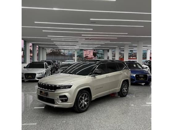 JEEP COMMANDER 1.3 T270 TURBO FLEX OVERLAND AT6 JEEP COMMANDER 1.3 T270 TURBO FLEX OVERLAND AT6